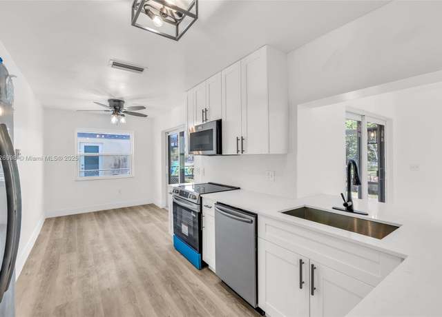 Property at 4331 NW 115th Ter, Sunrise, FL 33323, 3 beds, 2 baths