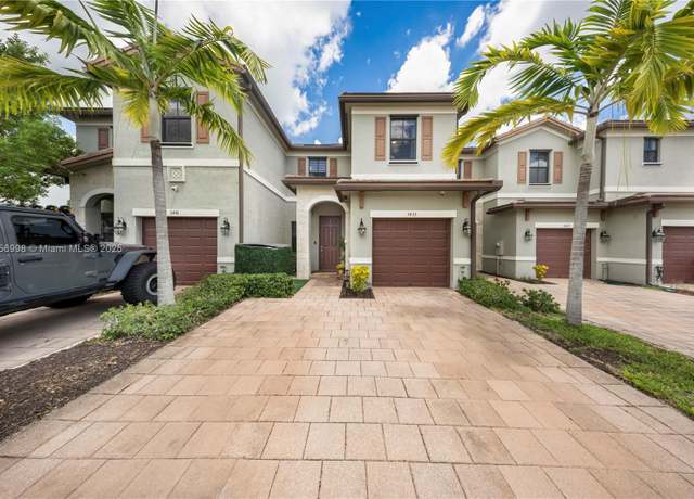 Property at 3433 W 104th Ter, Hialeah, FL 33018, 3 beds, 2.5 baths