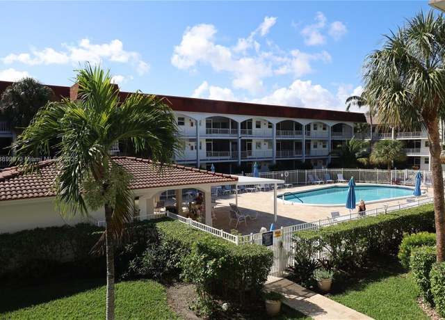 Property at 501 Blue Heron Dr Unit 220-A, Hallandale Beach, FL 33009, 2 beds, 2 baths