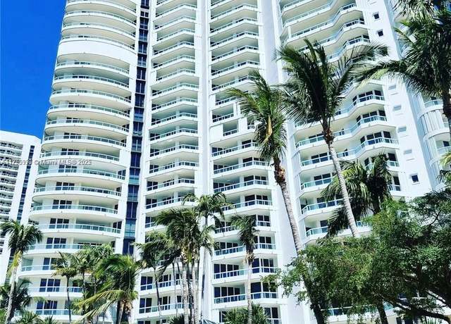 Property at 21050 Point Pl #501, Aventura, FL 33180, 3 beds, 2.5 baths