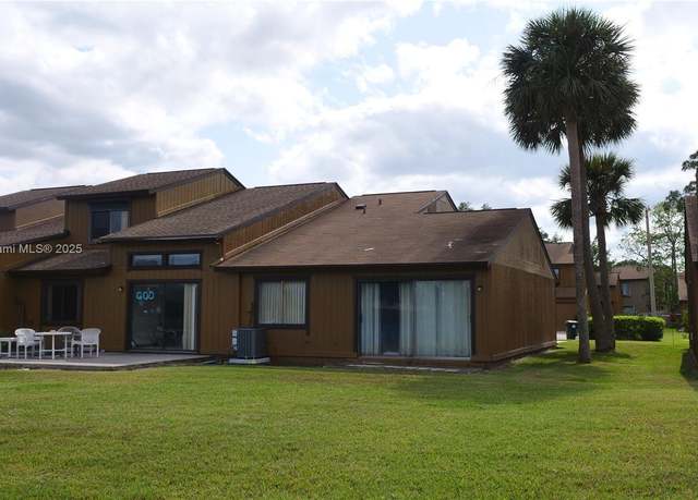Property at 120 Lakewood Village Cir #120, Daytona Beach, FL 32119, 2 beds, 2 baths