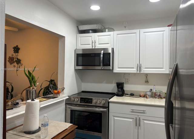 Property at 9041 Sunrise Lakes Blvd #311, Sunrise, FL 33322, 1 bed, 1 bath