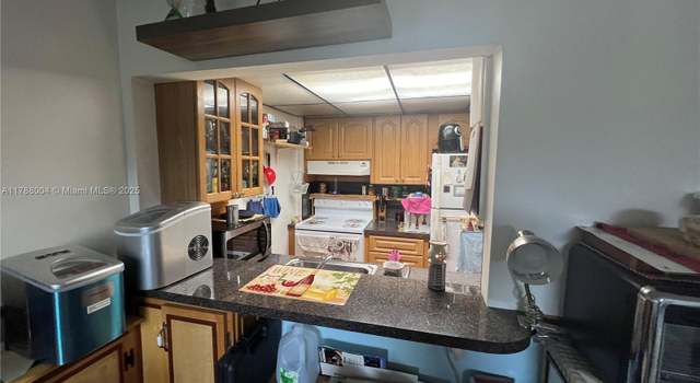 Photo of 5280 NW 7th St #306, Miami, FL 33126