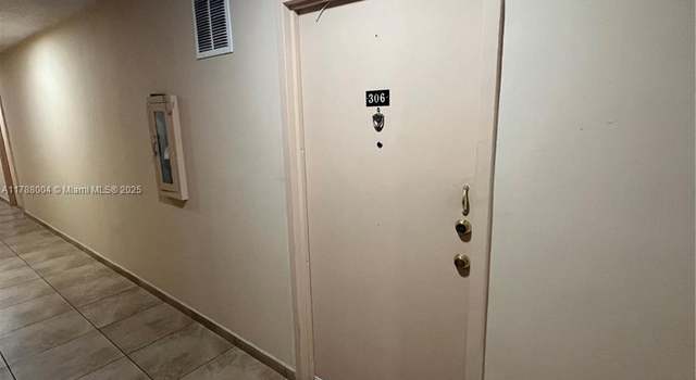 Photo of 5280 NW 7th St #306, Miami, FL 33126