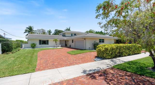 Photo of 1961 NE 188th St, Miami, FL 33179