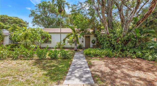 Photo of 1464 NE 133rd Rd, North Miami, FL 33161