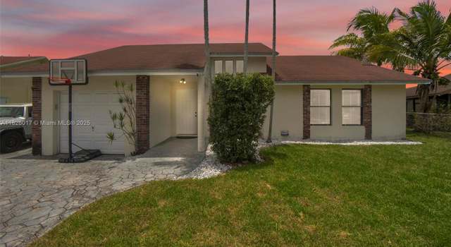 Property at 4947 NW 91st Ter, Sunrise, FL 33351, 3 beds, 2 baths