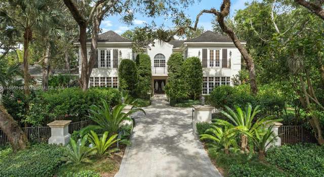 Photo of 5455 Kerwood Oaks Dr, Coral Gables, FL 33156