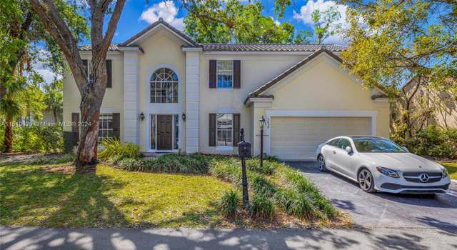 Photo of 7656 Parkview Way, Coral Springs, FL 33065