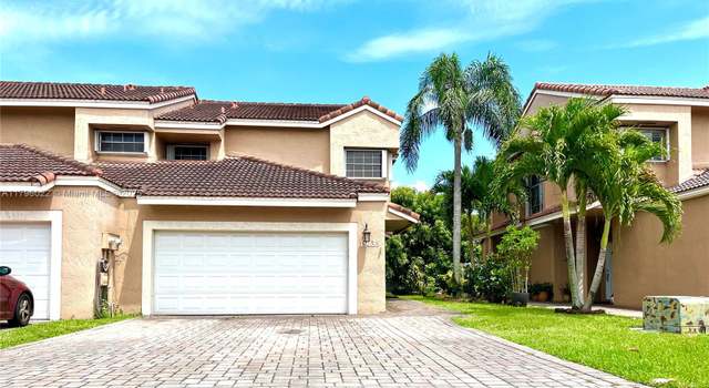 Photo of 19135 NW 82nd Cir Ct Unit 23R, Hialeah, FL 33015