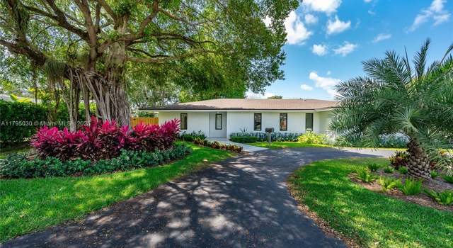 Photo of 7638 SW 167th St, Palmetto Bay, FL 33157