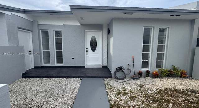 Photo of 5527 NW 194th Cir Ter #5527, Miami Gardens, FL 33055