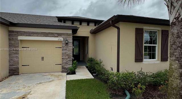 Photo of 1716 Celebration Dr, Fort Pierce, FL 34947