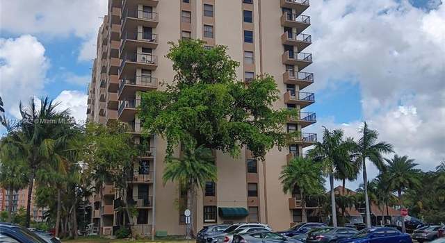 Photo of 1470 NE 123rd St Unit A806, North Miami, FL 33161