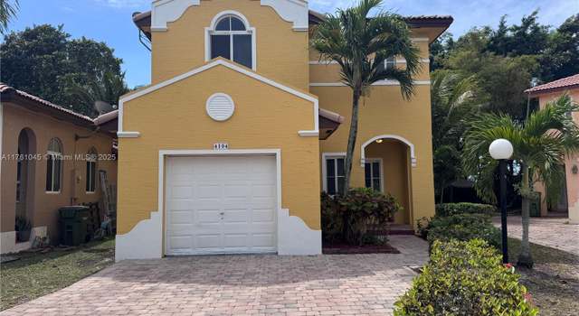 Photo of 4104 NE 9th St, Homestead, FL 33033