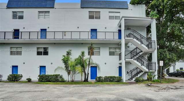 Photo of 7561 NW 16th St #2302, Plantation, FL 33313