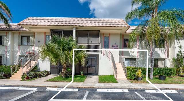 Photo of 413 Lakeview Dr #103, Weston, FL 33326