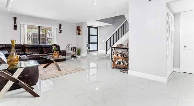 Photo of 1451 NW 112th Ter, Pembroke Pines, FL 33026
