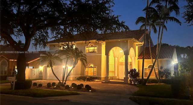 Photo of 16725 NW 84th Ct, Miami Lakes, FL 33016