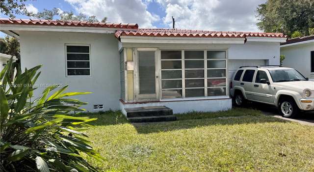 Photo of 920 El Rado St, Coral Gables, FL 33134