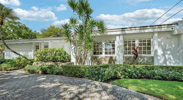 Photo of 5210 Alhambra Cir, Coral Gables, FL 33146