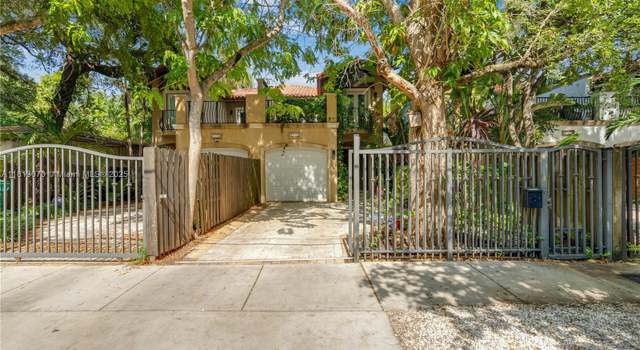 Photo of 3154 Gifford Ln #3154, Miami, FL 33133