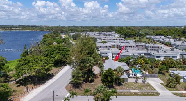 Photo of 3410 Lake Osborne Dr, Lake Worth Beach, FL 33461