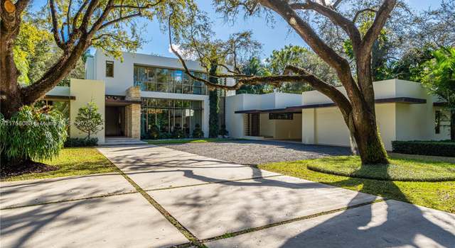 Photo of 5490 Hammock Dr, Coral Gables, FL 33156