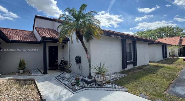 Photo of 15220 SW 45th Ter Unit 52E, Miami, FL 33185