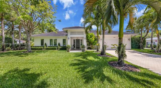 Photo of 7495 SW 105th Ter, Pinecrest, FL 33156