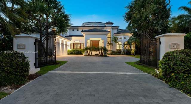 Photo of 310 S Parkway, Golden Beach, FL 33160