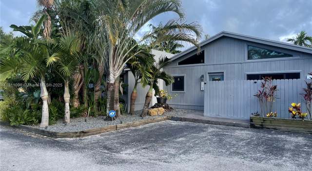 Photo of 11308 SW 112th Cir Ln N, Miami, FL 33176