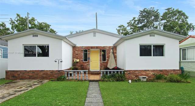 Photo of 259 Nahkoda Dr, Miami Springs, FL 33166