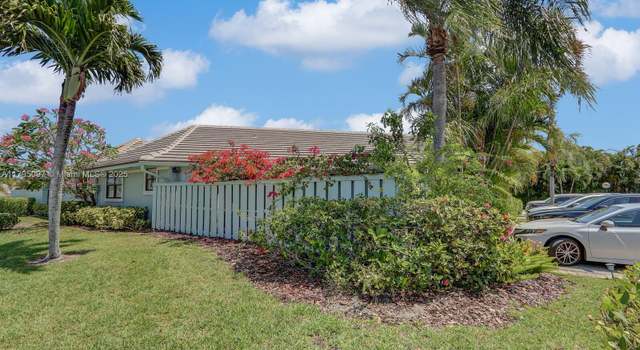 Photo of 1127 E Seminole Ave Unit 25D, Jupiter, FL 33477