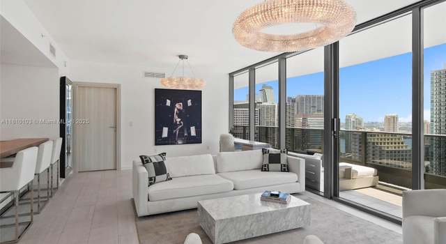 Photo of 1000 Brickell Plz #4209, Miami, FL 33131