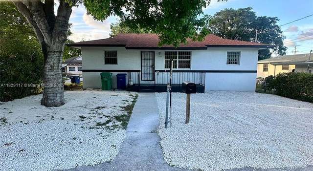 Photo of 2251 NW 60th St, Miami, FL 33142