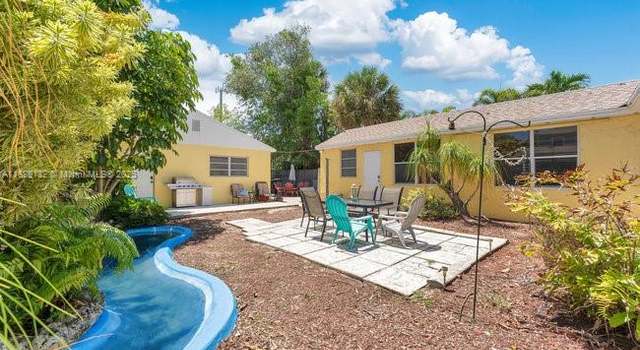 Photo of 209 S Palmway, Lake Worth, FL 33460