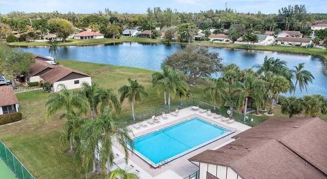 Photo of 77 Via De Casas Norte, Boynton Beach, FL 33426