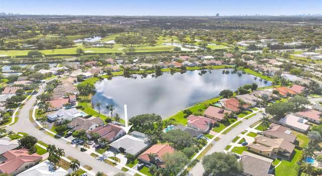 Photo of 8892 N Southern Orchard Rd N, Davie, FL 33328