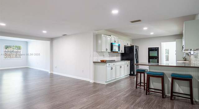 Photo of 1735 18th St, Vero Beach, FL 32960