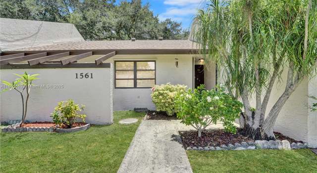 Photo of 1561 NW 98th Ter, Pembroke Pines, FL 33024