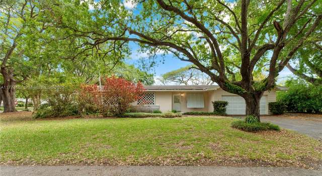Photo of 7200 SW 131st St, Pinecrest, FL 33156