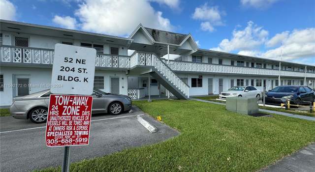 Photo of 52 NE 204th St #15, Miami, FL 33179