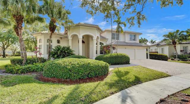 Photo of 1951 NW 167th Ter, Pembroke Pines, FL 33028