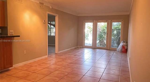 Photo of 8300 Byron Ave #5, Miami Beach, FL 33141