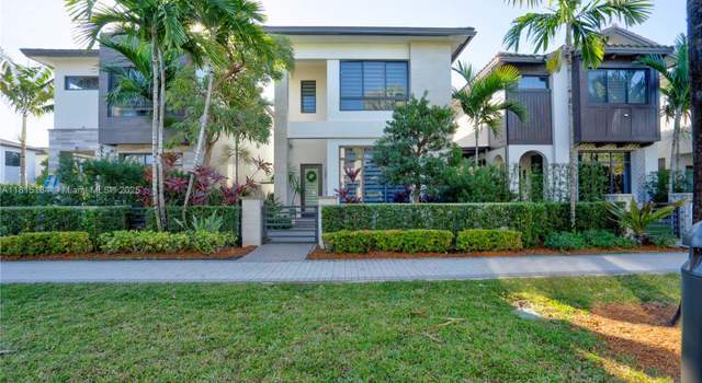 Photo of 8213 NW 44th Ter, Doral, FL 33166