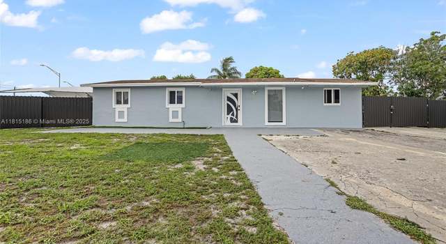 Photo of 19320 NW 47 Ave, Miami Gardens, FL 33055