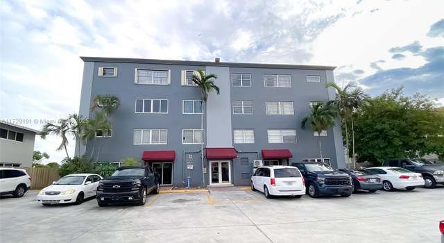 Photo of 1060 Crystal Lake Dr #304, Deerfield Beach, FL 33064