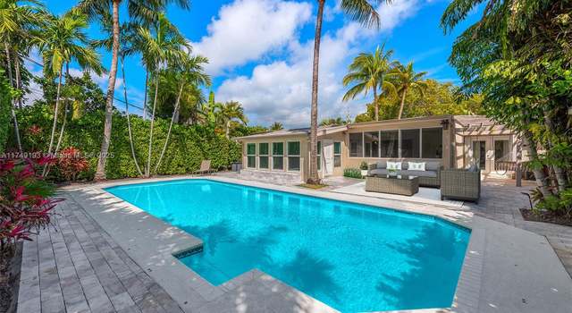 Photo of 250 N Shore Dr, Miami Beach, FL 33141
