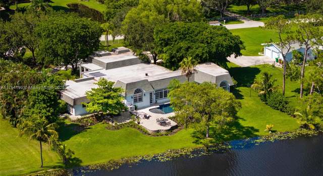 Photo of 11000 SW 25th St, Davie, FL 33324